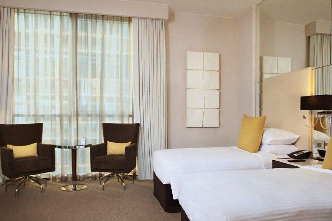 Centro Al Manhal By Rotana Hotell Abu Dhabi Exteriör bild