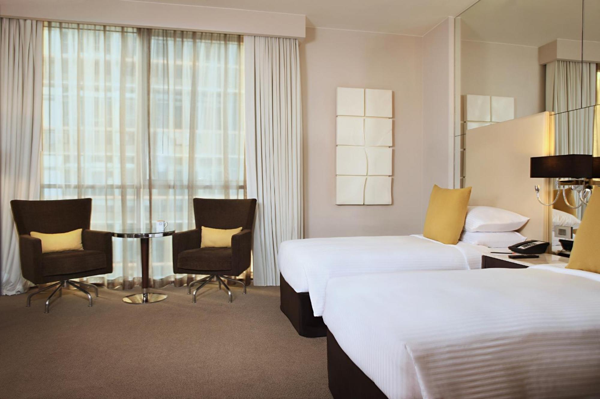 Centro Al Manhal By Rotana Hotell Abu Dhabi Exteriör bild